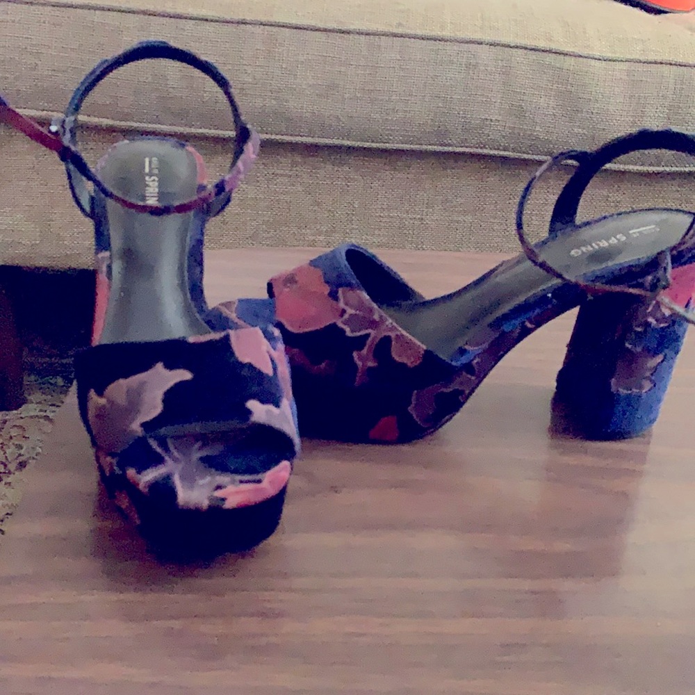 CALL IT SPRING platform sandals